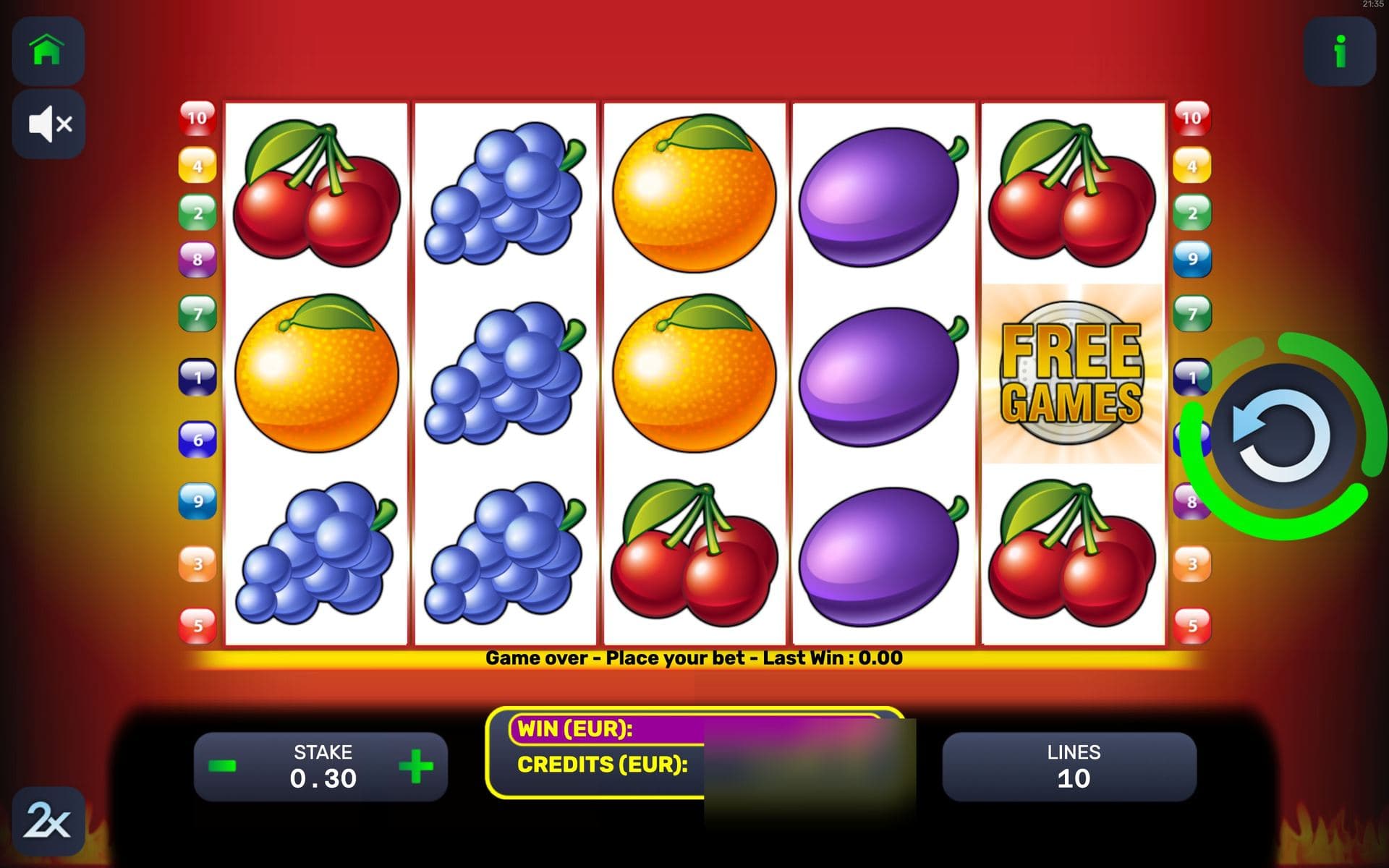 Total Heat — base game screen (5×3 · 10 lines · 15 free games)